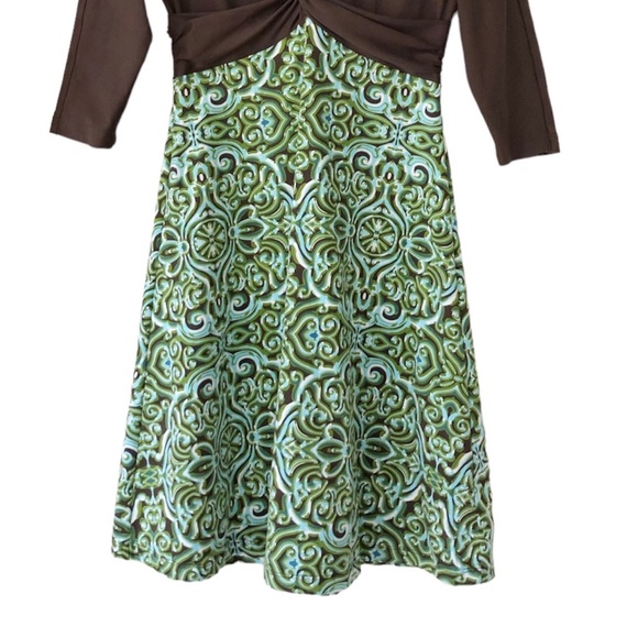 Title Nine | V-Neck Green Brown 3/4 Sleeve Athletic Dress XS Sporty - Picture 3 of 10